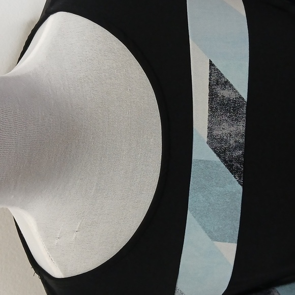 Alfani black abstract cold shoulder tunic top size small - Picture 3 of 12